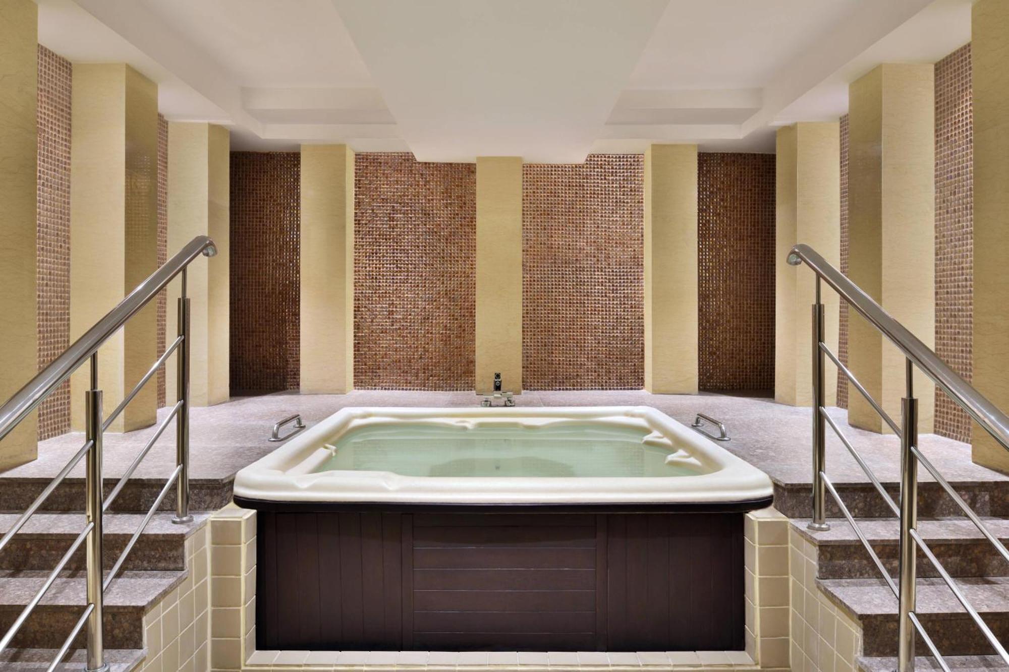 فندق جايبور ماريوت المظهر الخارجي الصورة A whirlpool bath
