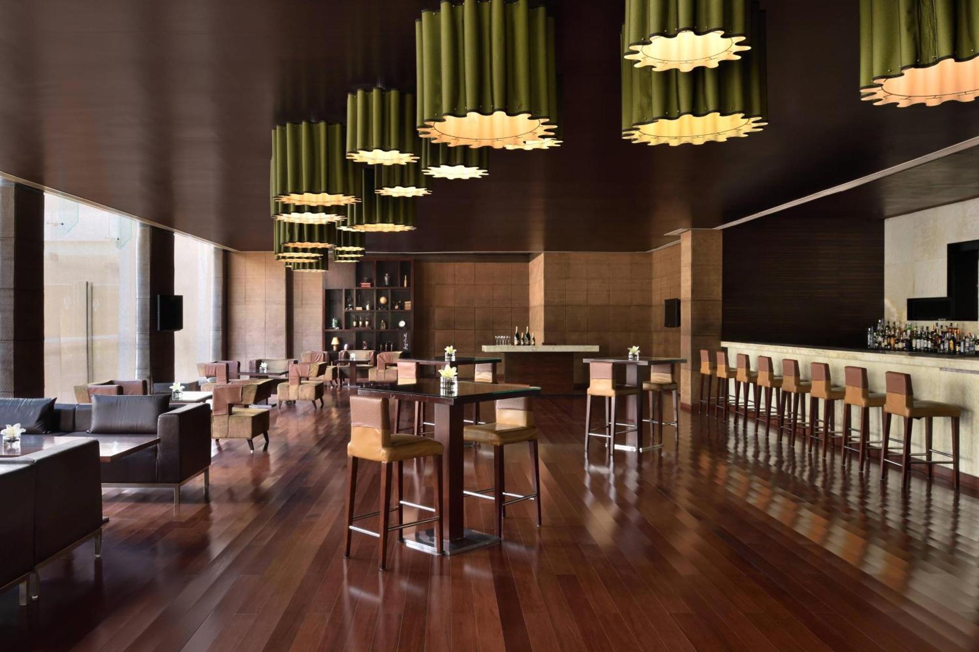 فندق جايبور ماريوت المظهر الخارجي الصورة The Lounge at the airport