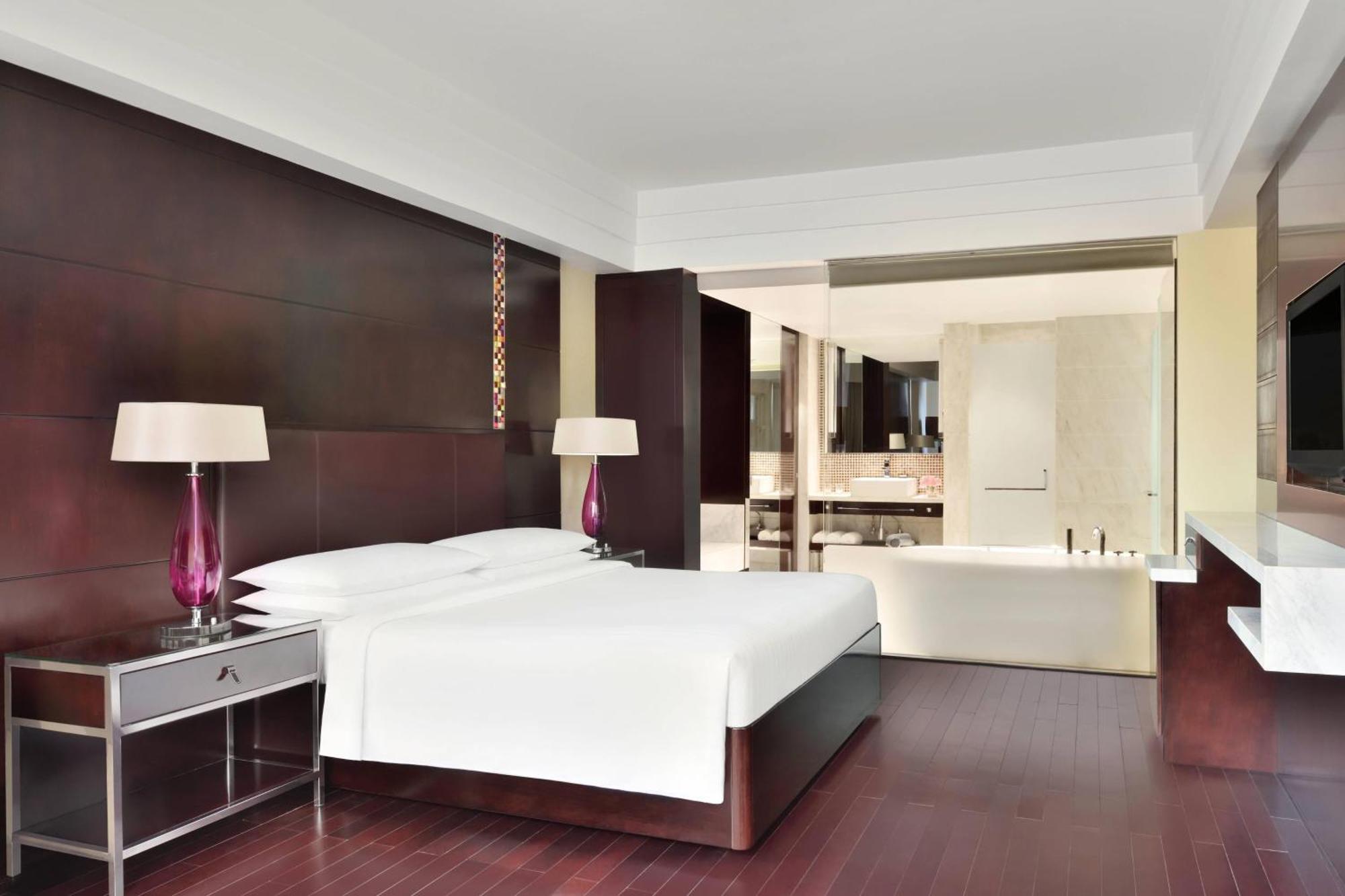 فندق جايبور ماريوت المظهر الخارجي الصورة A guest room at the hotel